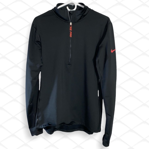 Nike Sweaters - Nike Women’s Running Top